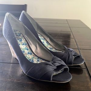 Navy Blue Womens Canvas Wedge Heel size 11 New